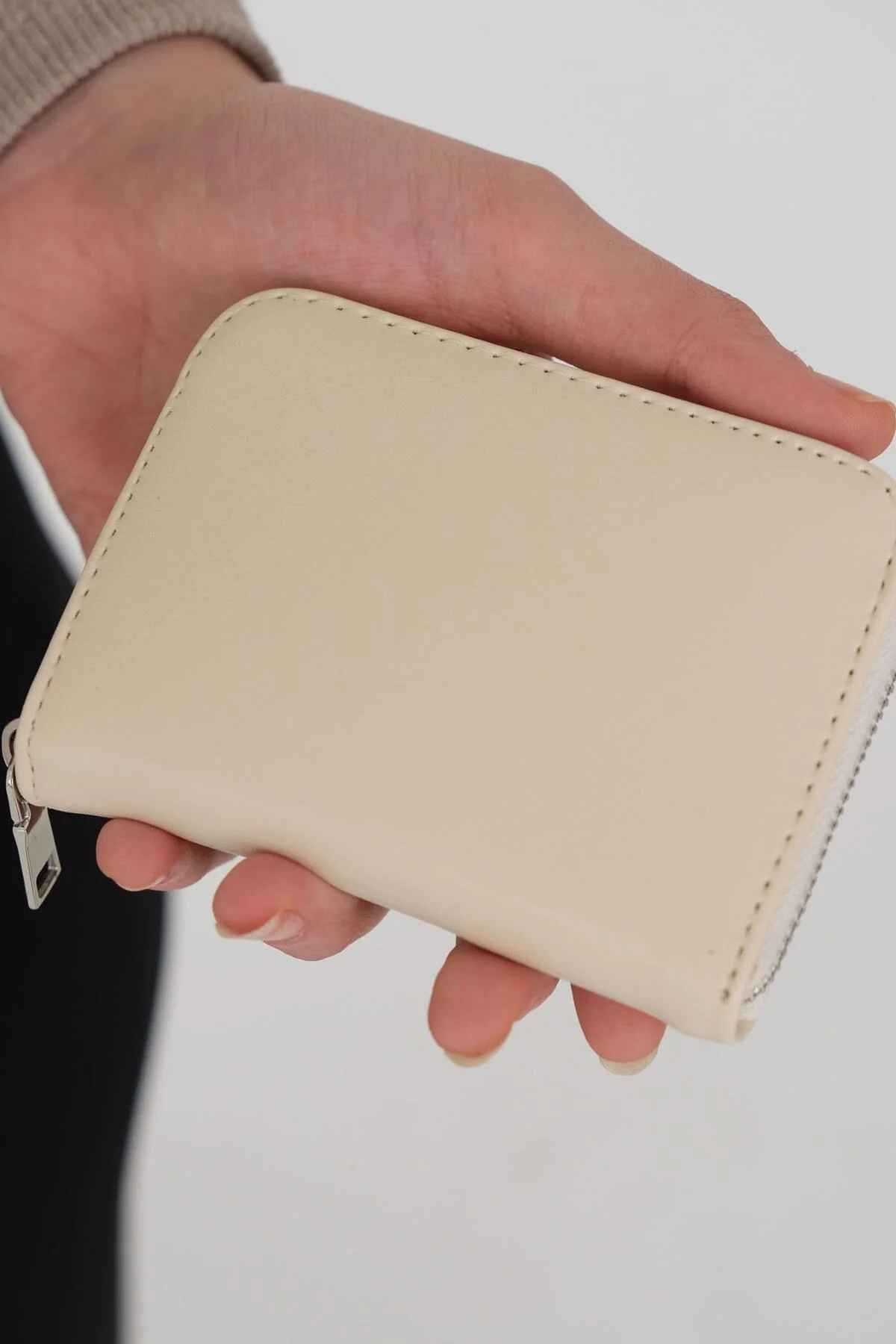 Basic Wallet - Image 5