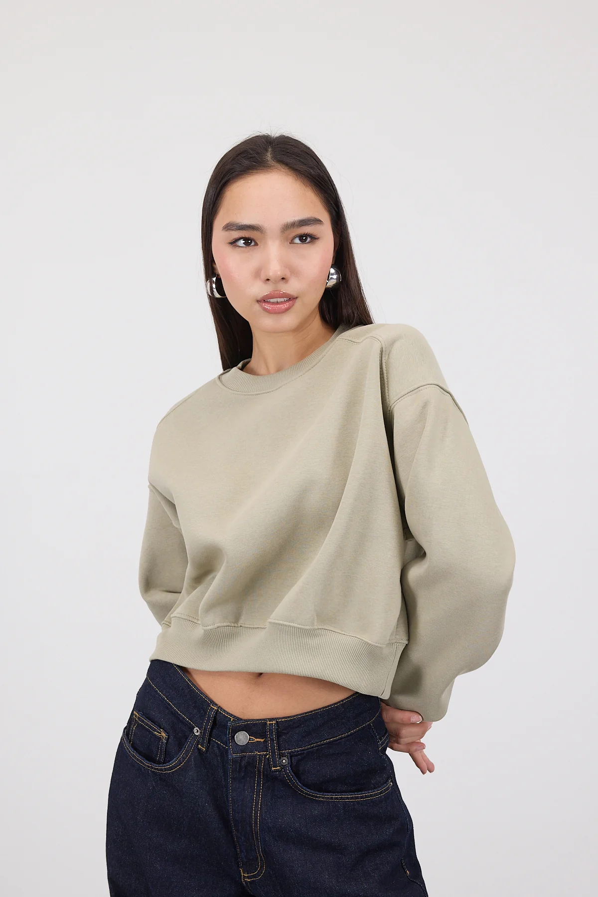 Brushed Crew Neck Basic Sweatshirt - Image 14