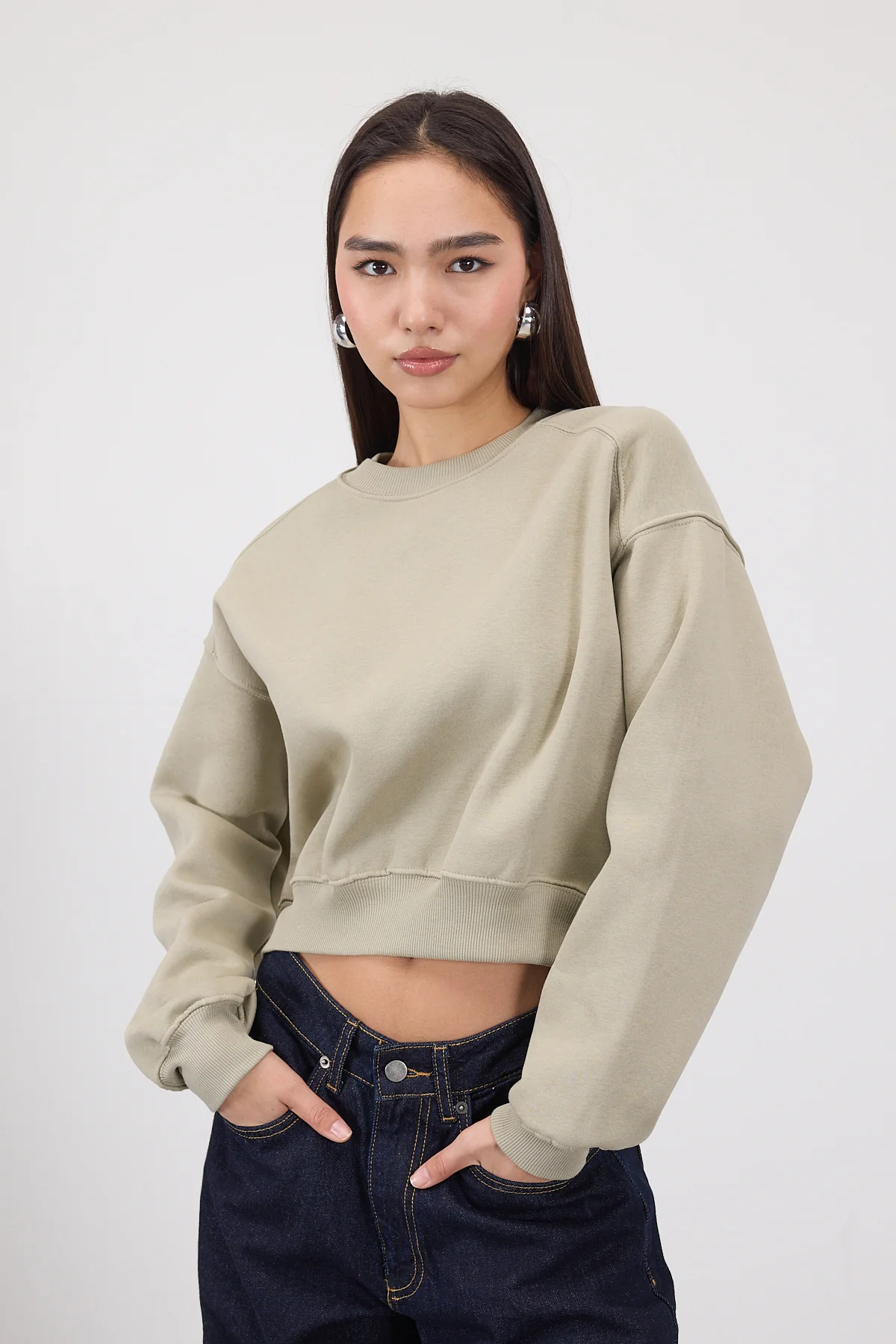 Brushed Crew Neck Basic Sweatshirt - Image 16