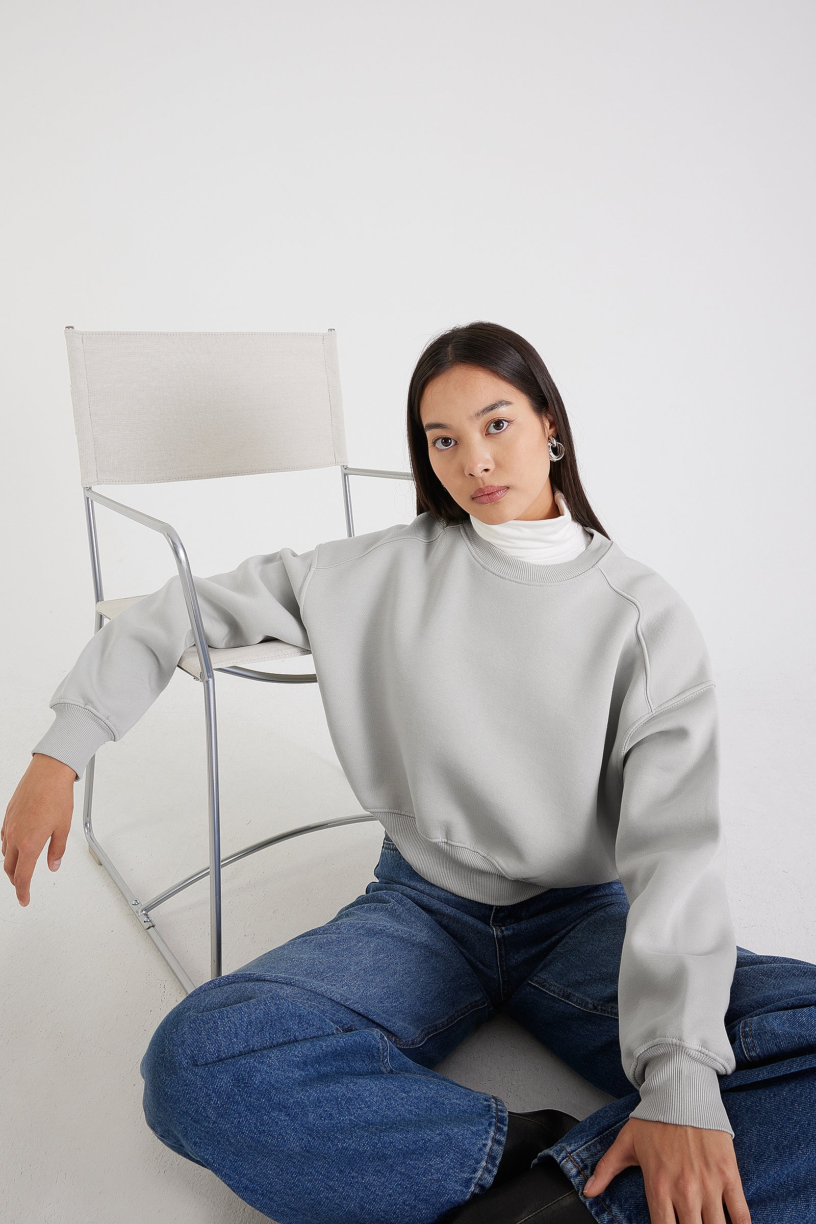 Brushed Crew Neck Basic Sweatshirt - Image 23