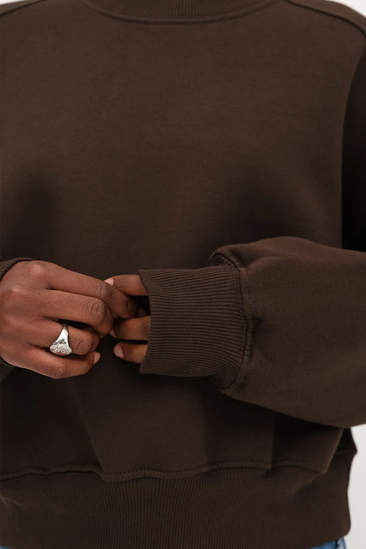 Brushed Crew Neck Basic Sweatshirt - Image 38