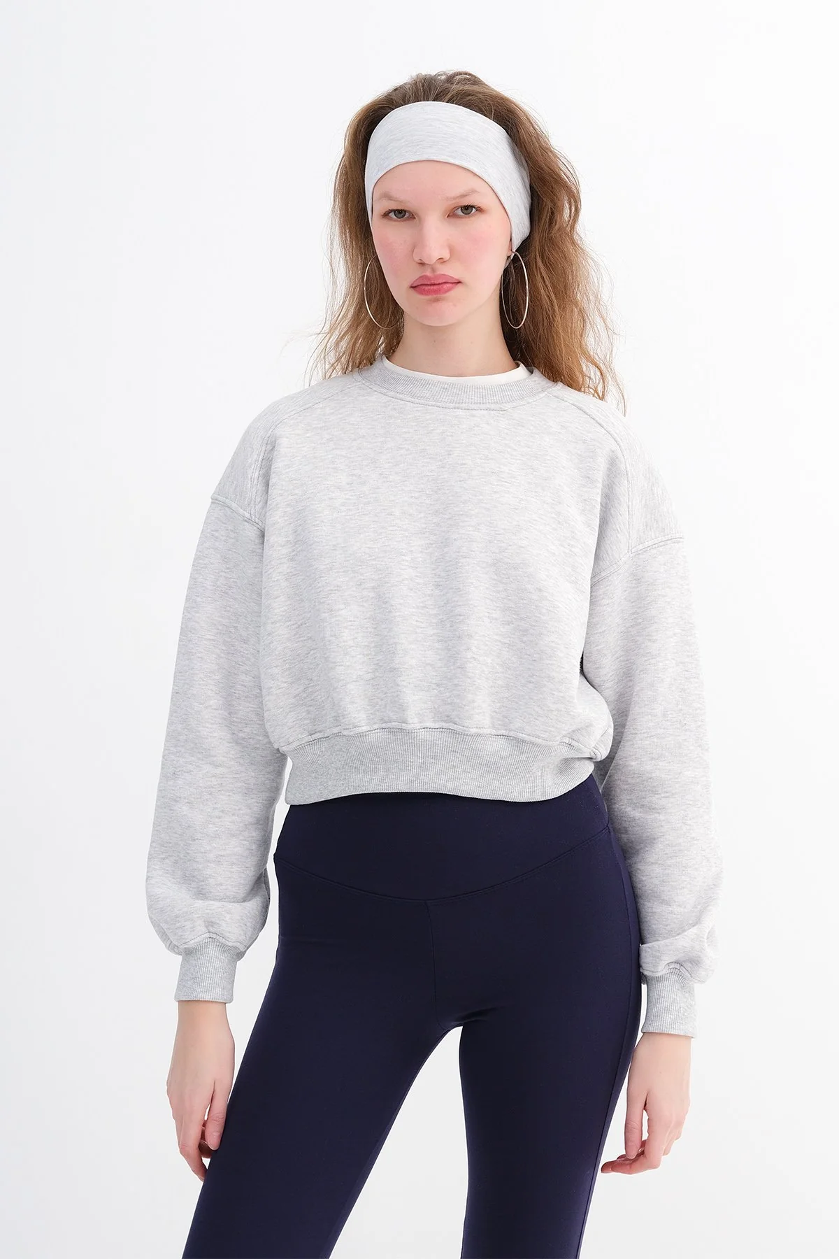 Brushed Crew Neck Basic Sweatshirt - Image 63
