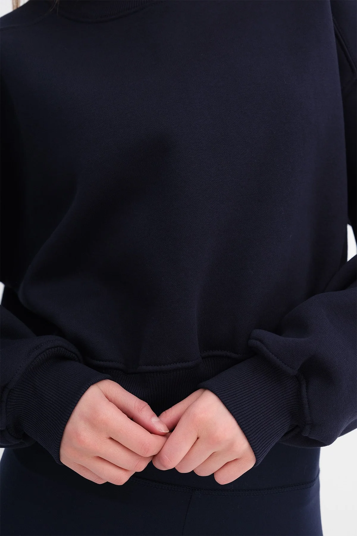 Brushed Crew Neck Basic Sweatshirt - Image 76