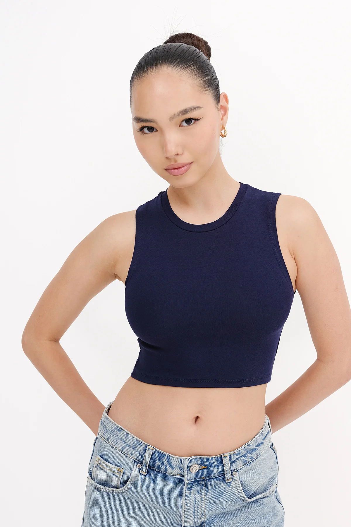 Crew Neck Crop Tank Top - Image 17