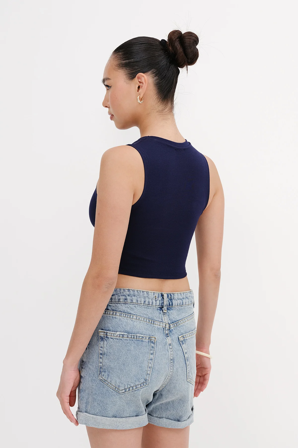 Crew Neck Crop Tank Top - Image 19