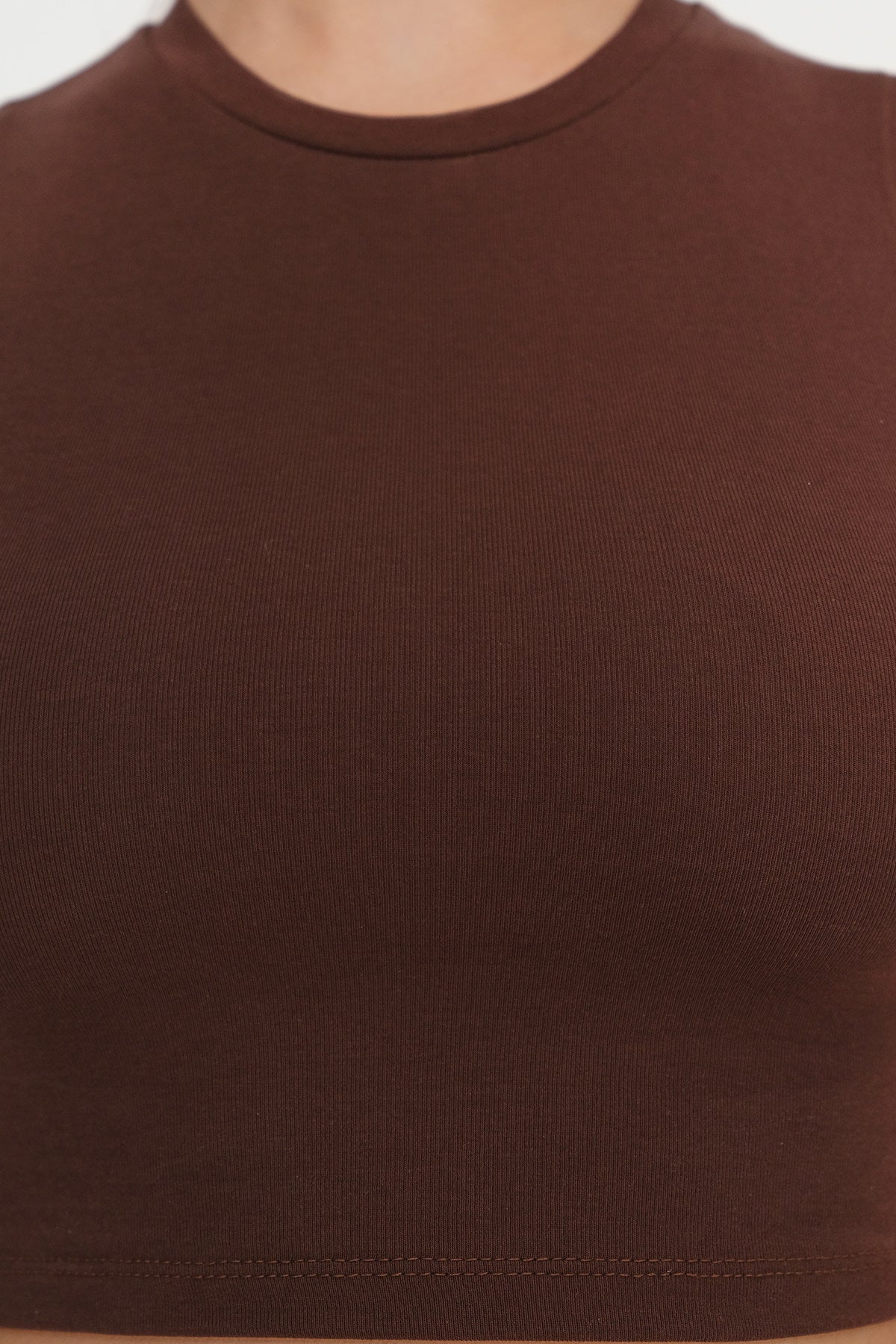 Crew Neck Crop Tank Top - Image 23