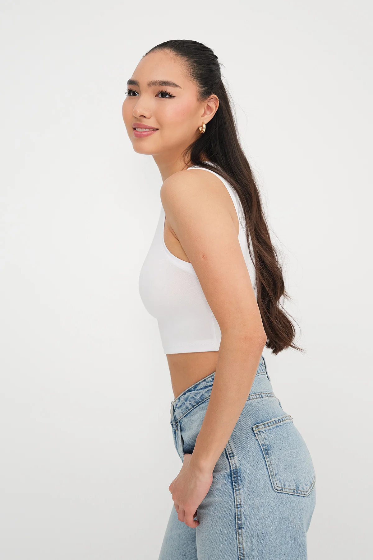 Crew Neck Crop Tank Top - Image 39