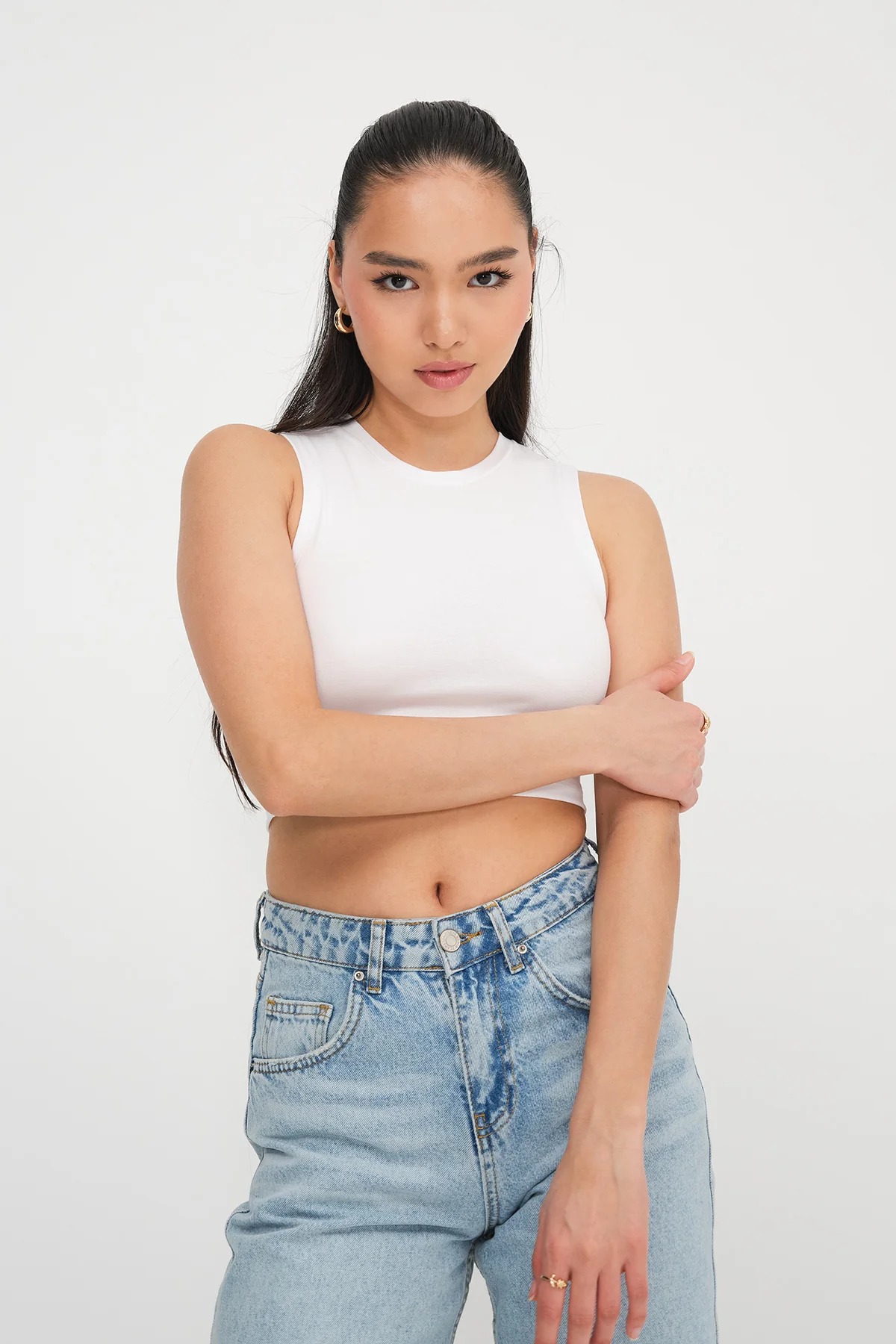 Crew Neck Crop Tank Top - Image 41