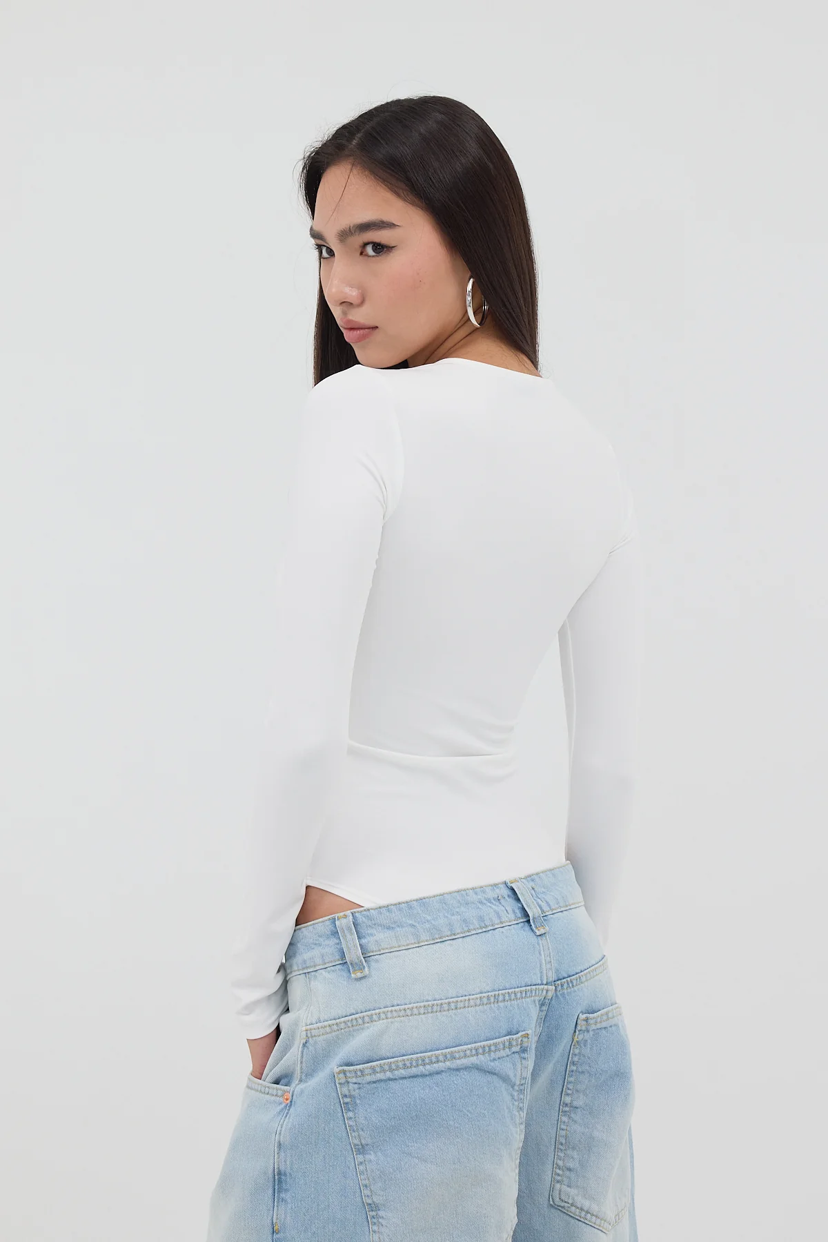 Crew Neck Long-Sleeve Basic Bodysuit - Image 5