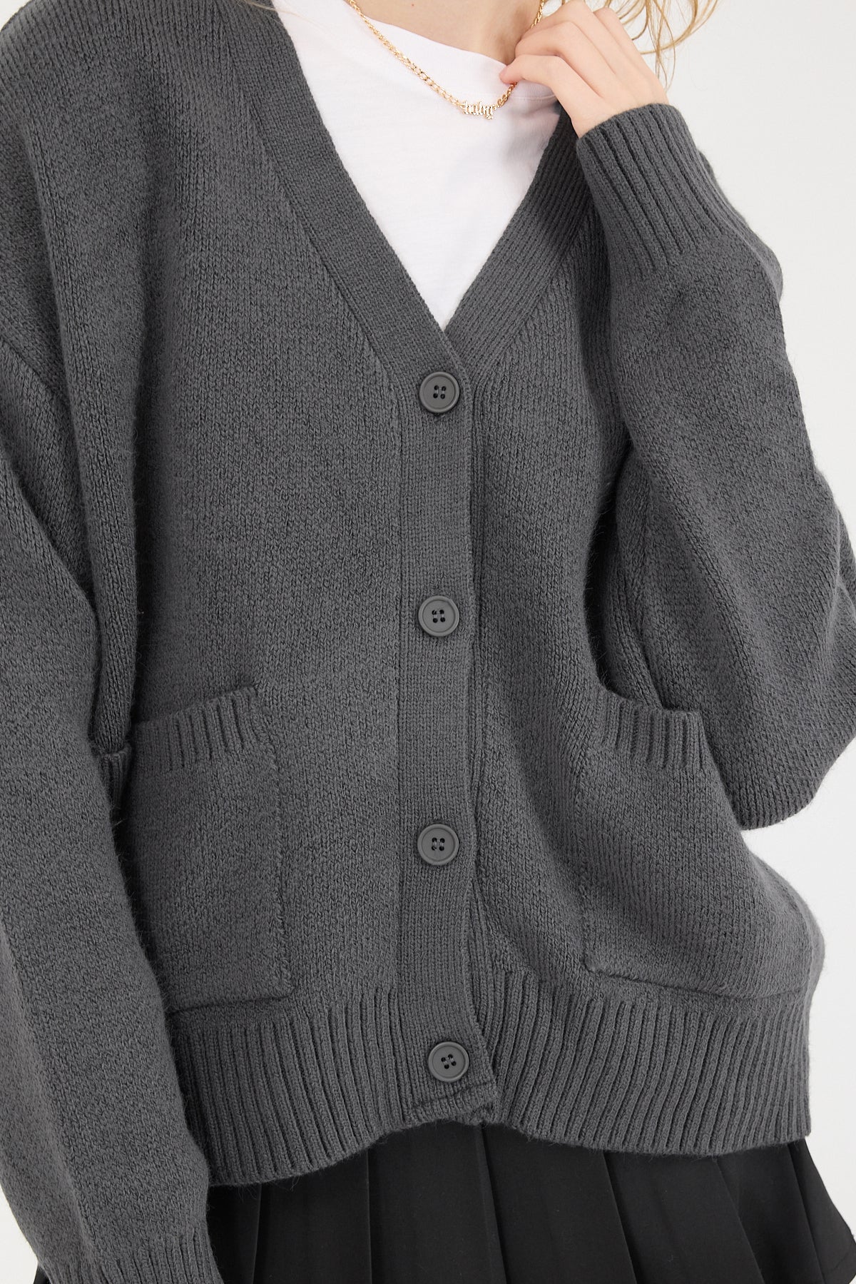 Double Pocket Buttoned Knitwear Cardigan - Image 21