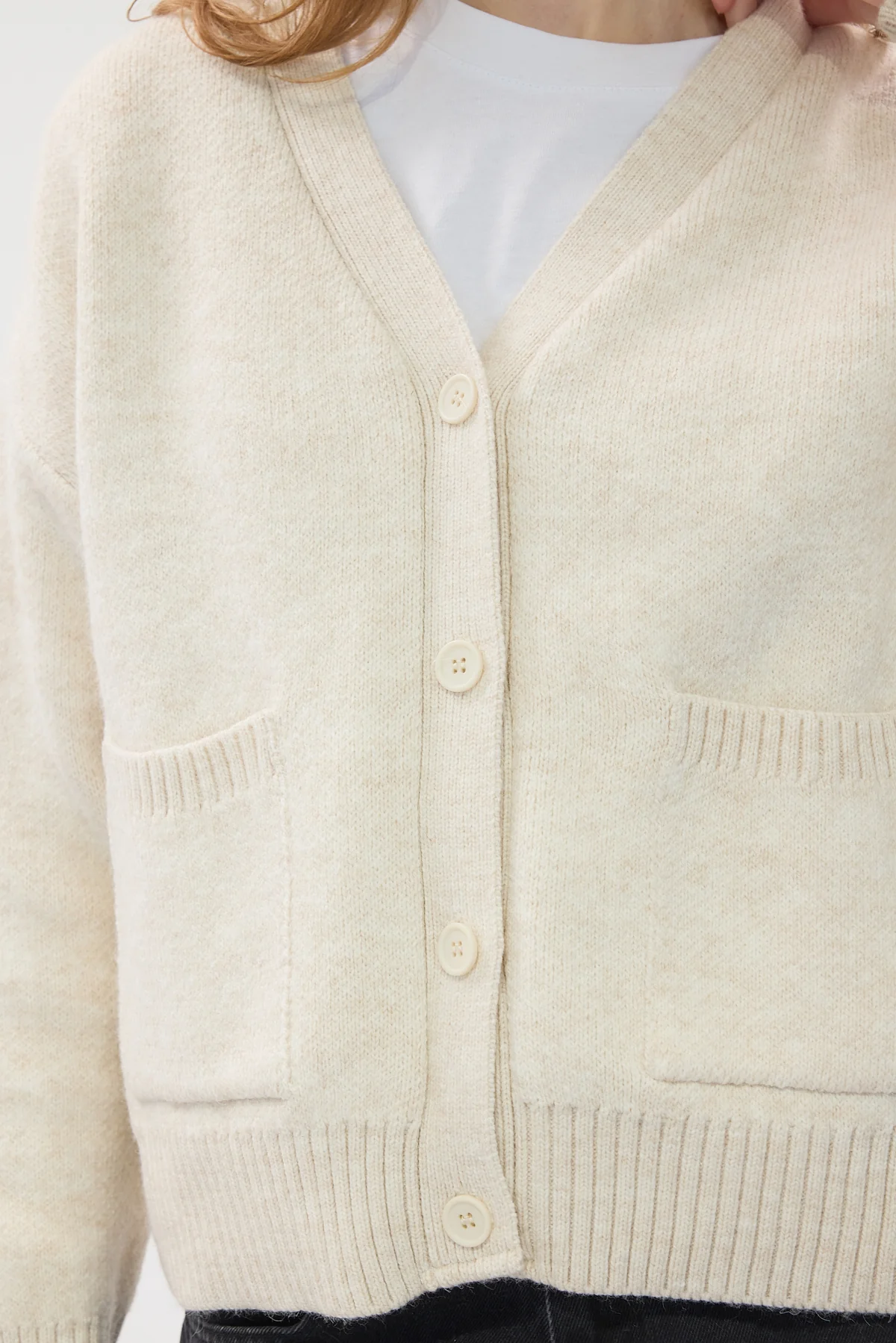 Double Pocket Buttoned Knitwear Cardigan - Image 32