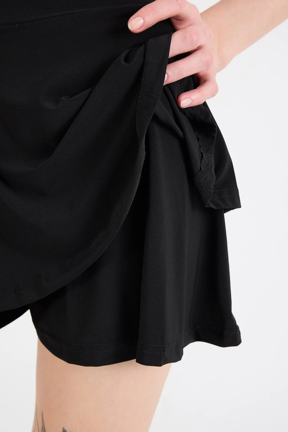 Elastic Shorts Skirt - Image 9