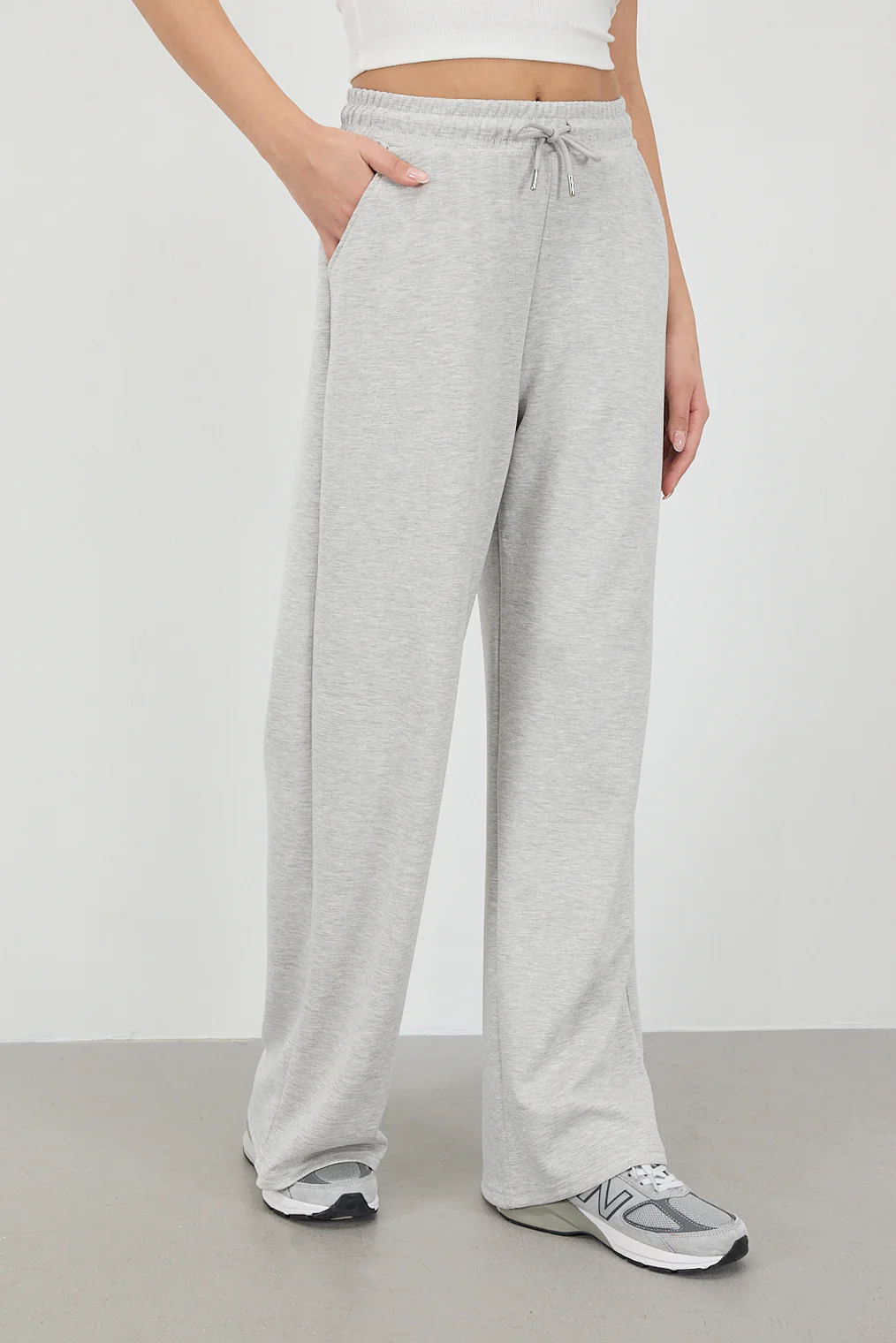 Elastic Waist Modal Sweatpants - Image 12