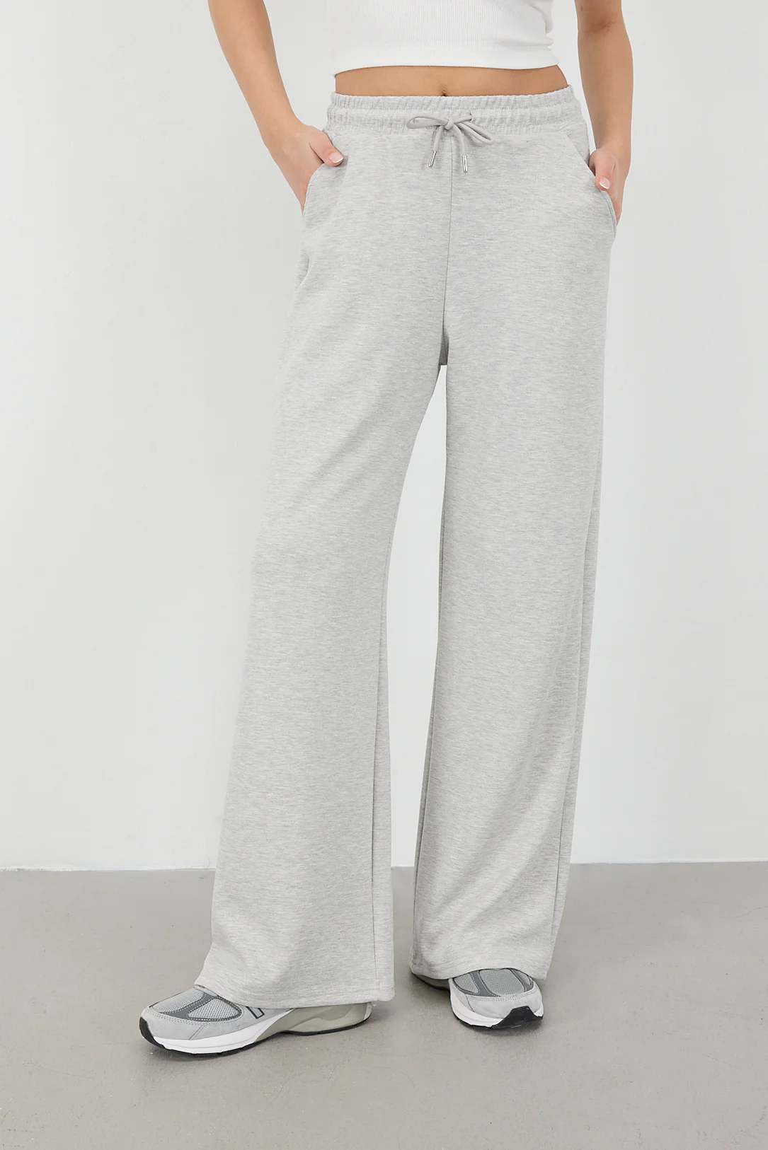 Elastic Waist Modal Sweatpants - Image 8