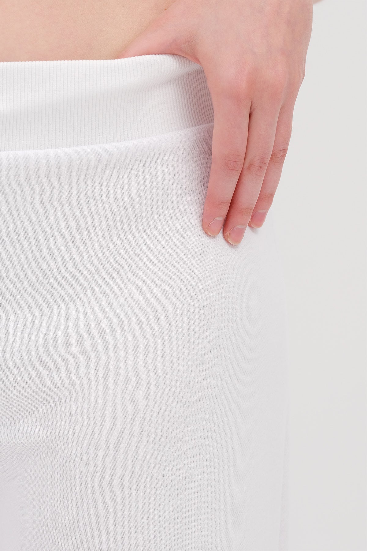 Elastic Waist Wide Leg Sweatpants - Image 18