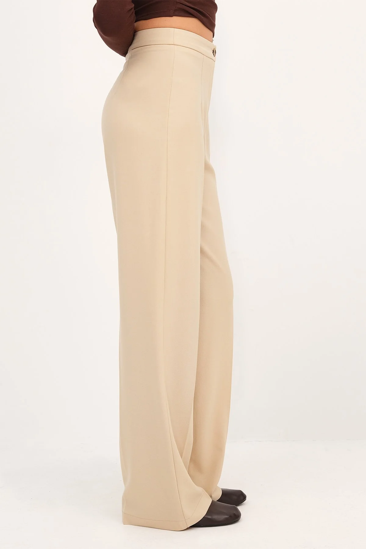 High-Waisted Wide Leg Trousers - Image 14