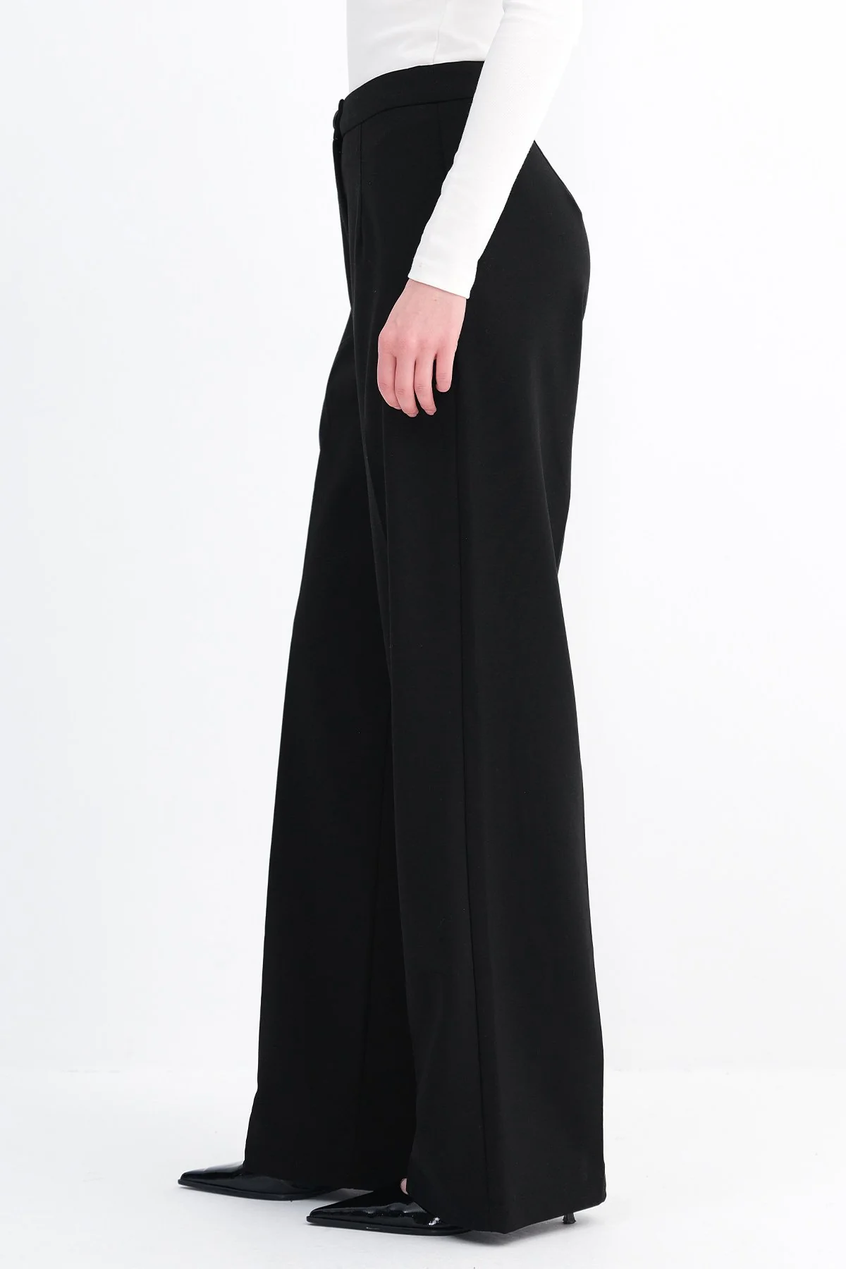 High-Waisted Wide Leg Trousers - Image 20