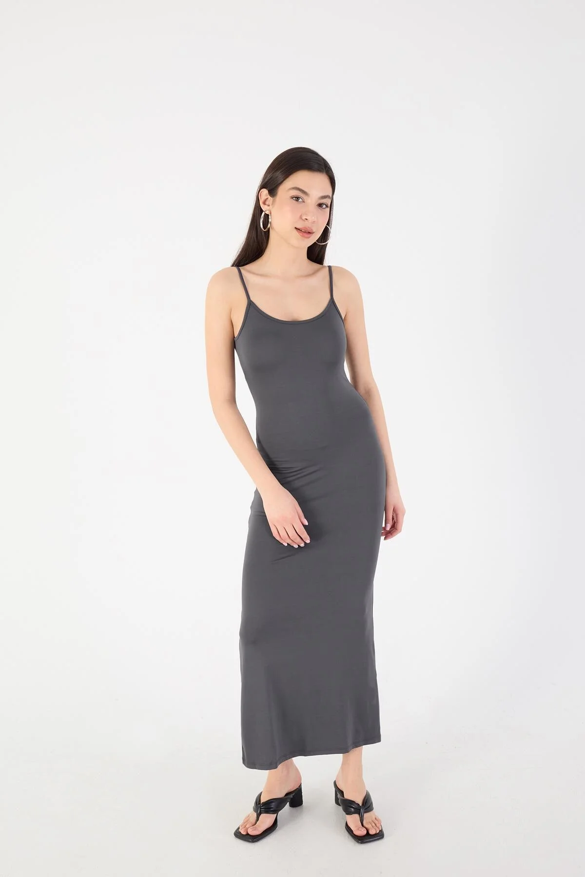 Long Dress With Straps - Image 18