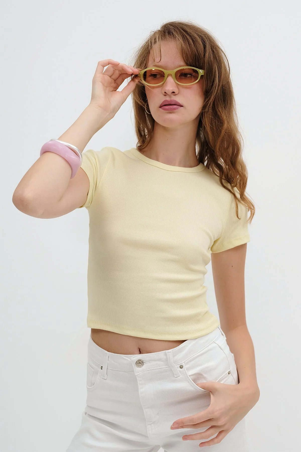 Round Neck Basic T-shirt - Image 13