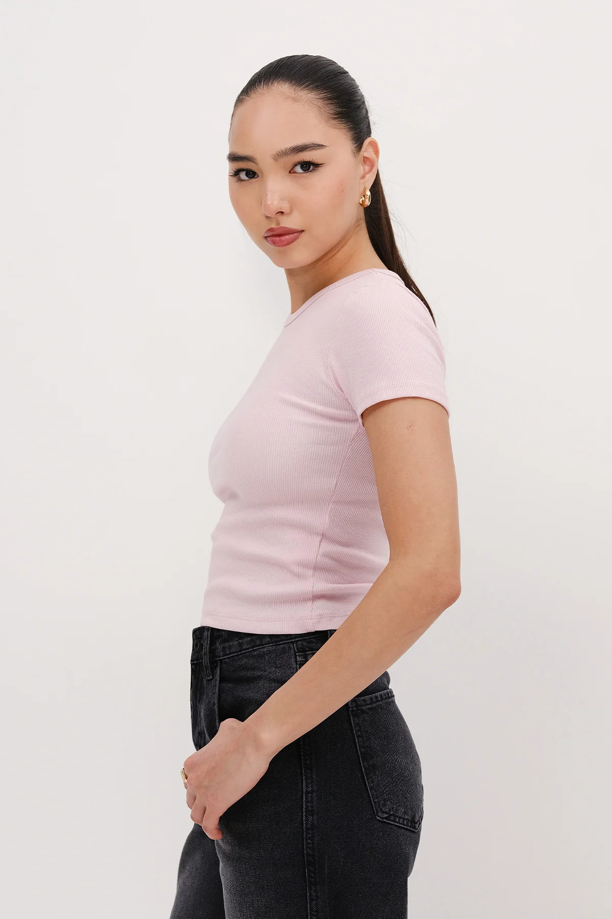 Round Neck Basic T-shirt - Image 20
