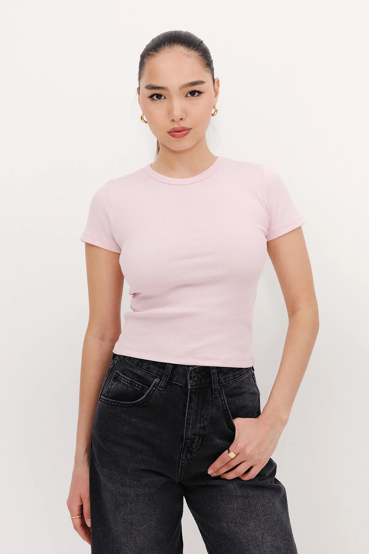 Round Neck Basic T-shirt - Image 22