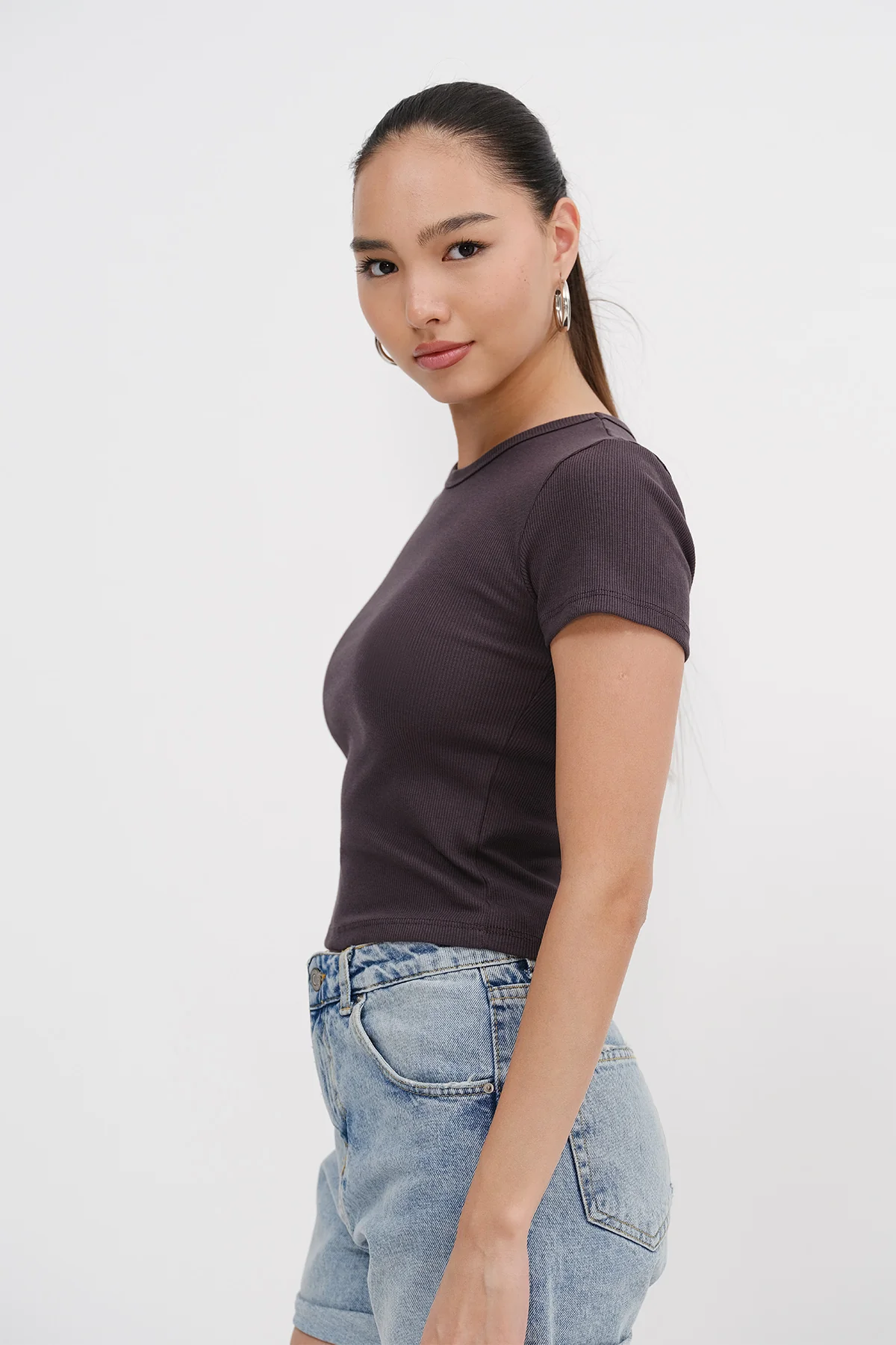 Round Neck Basic T-shirt - Image 26