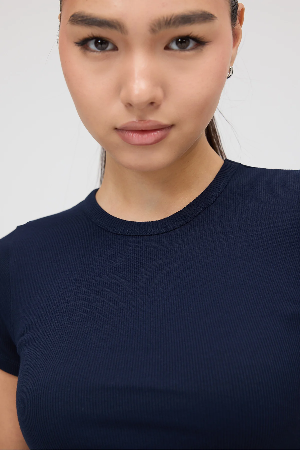 Round Neck Basic T-shirt - Image 39