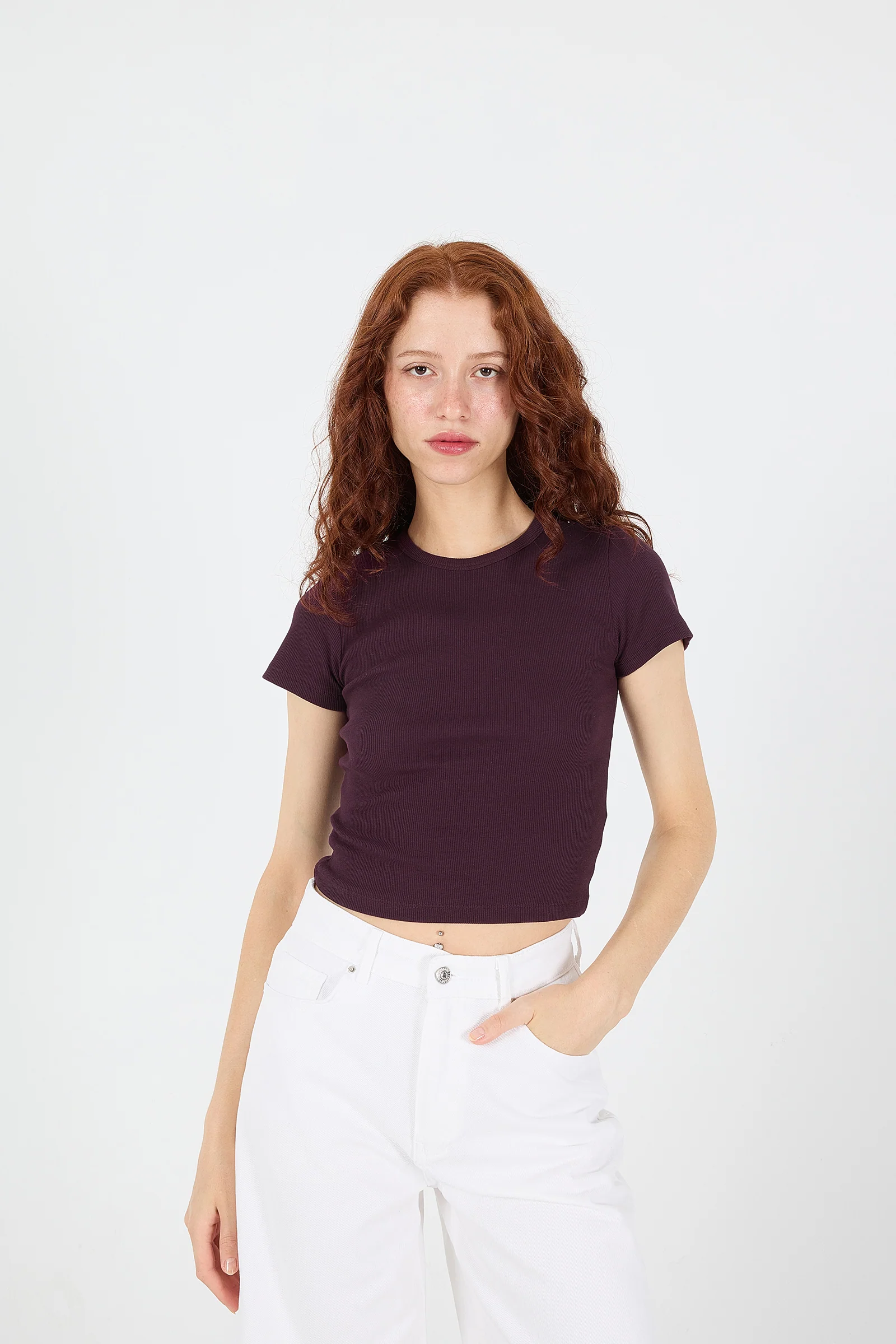 Round Neck Basic T-shirt - Image 44