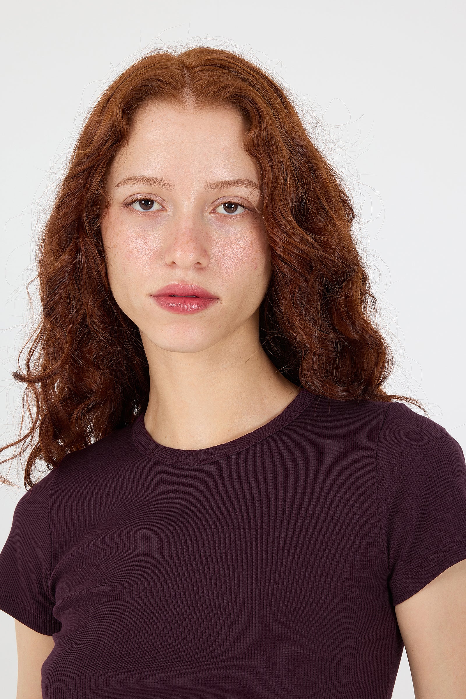 Round Neck Basic T-shirt - Image 45