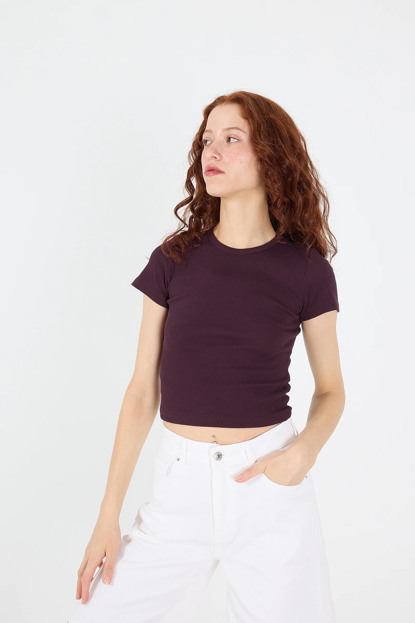 Round Neck Basic T-shirt - Image 47
