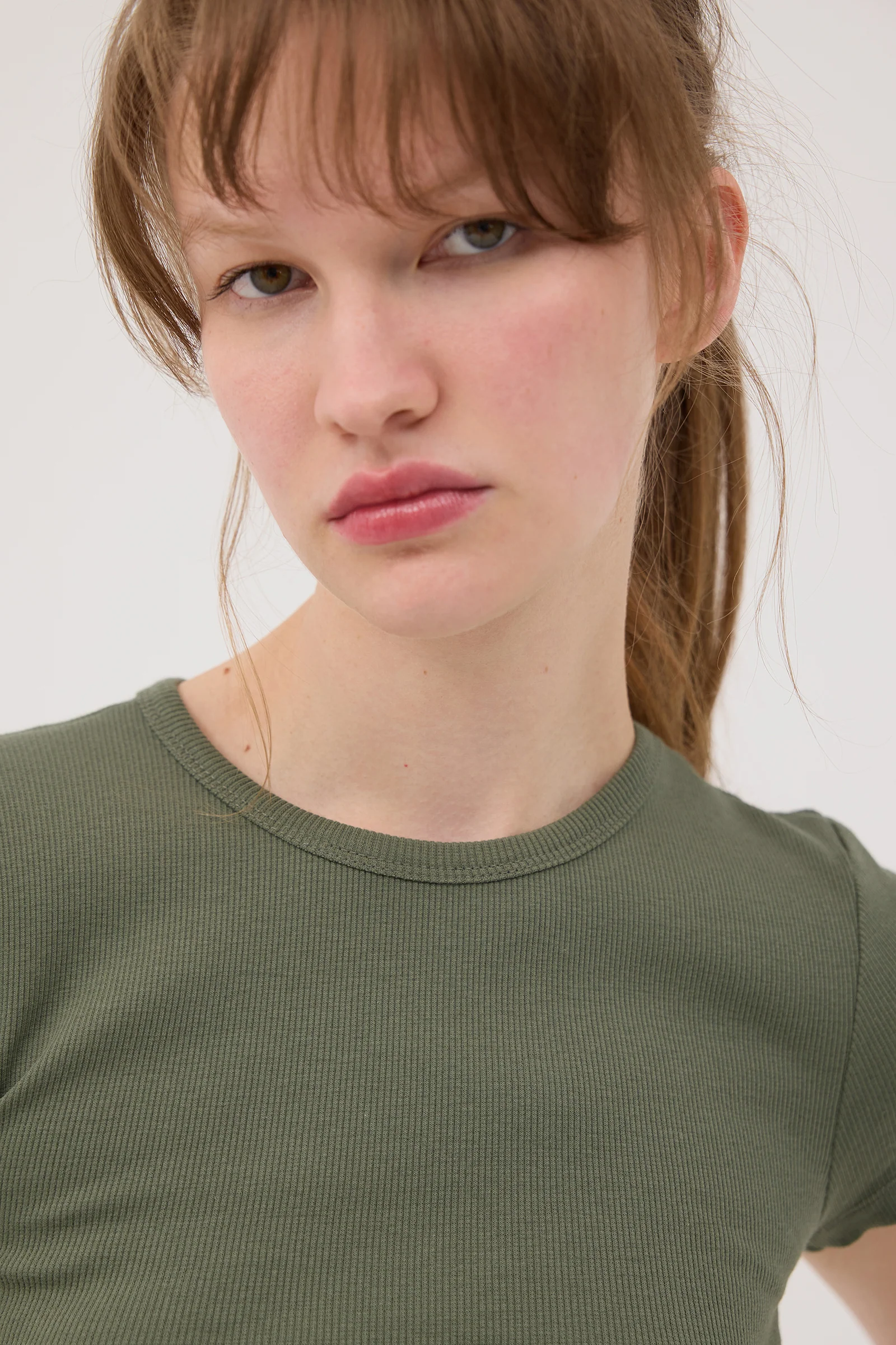 Round Neck Basic T-shirt - Image 50