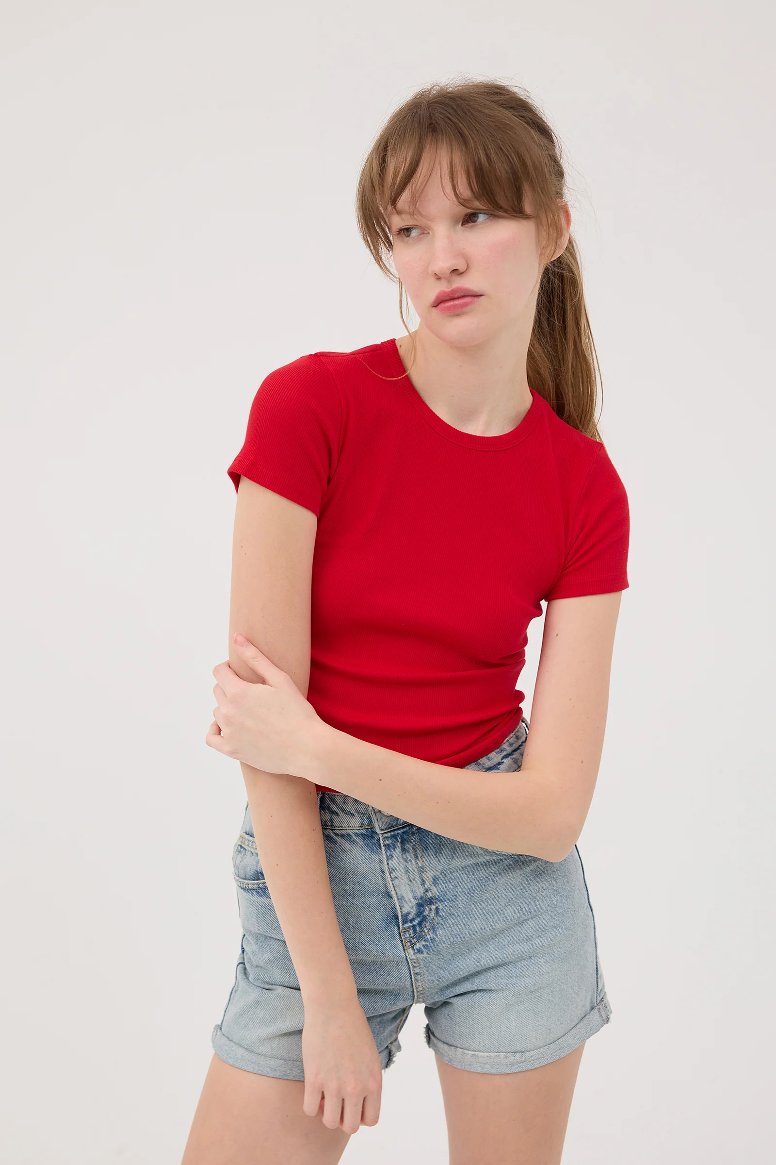 Round Neck Basic T-shirt - Image 58