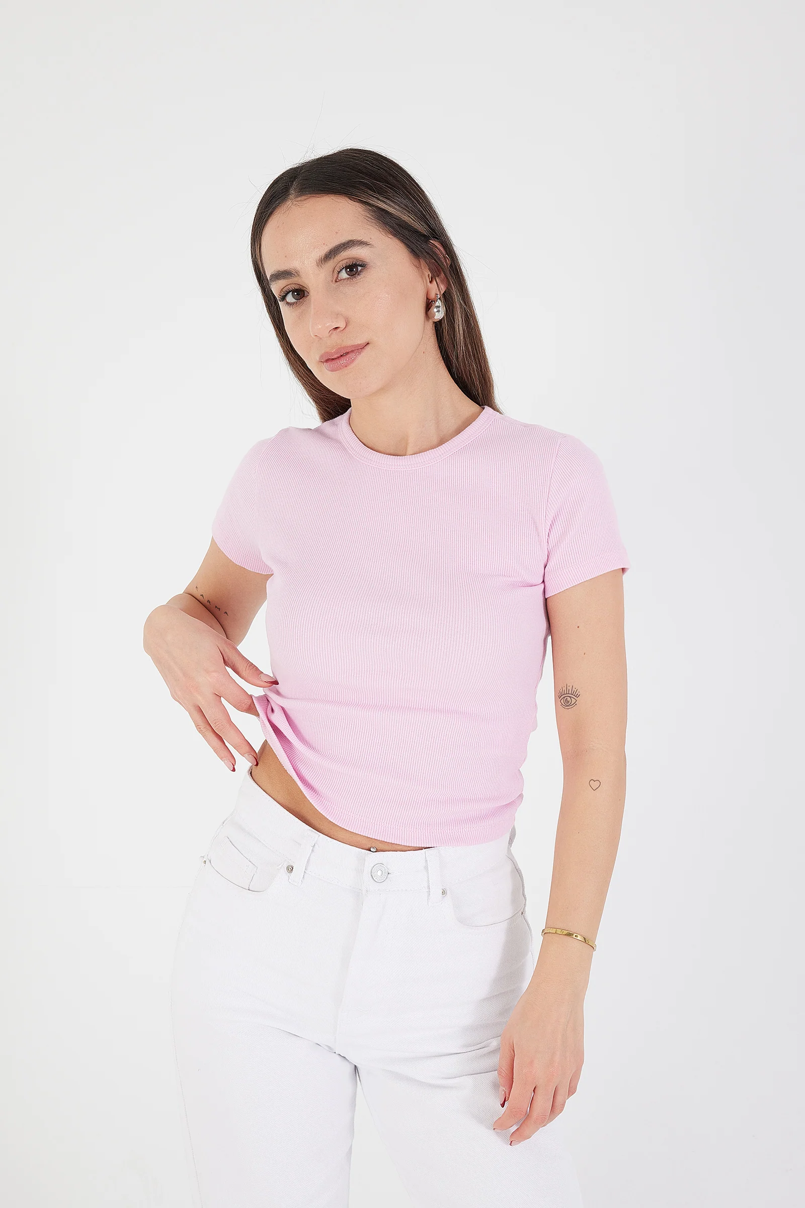 Round Neck Basic T-shirt - Image 69