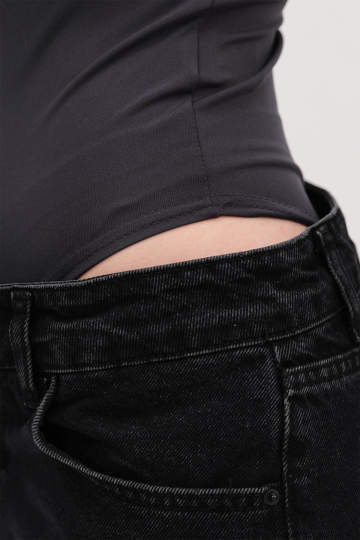 Short Sleeve Bodysuit - Image 26