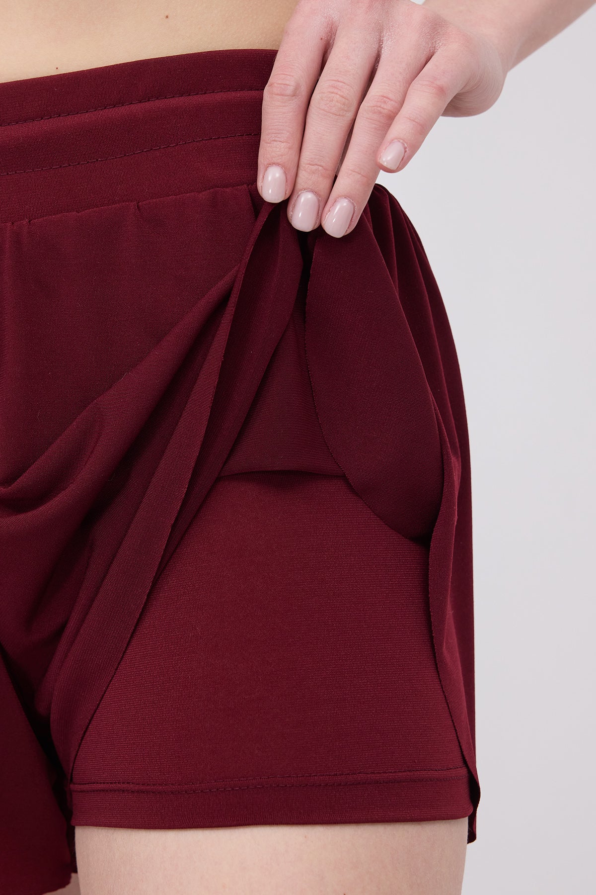 Shorts With Elastic Waist - Image 9