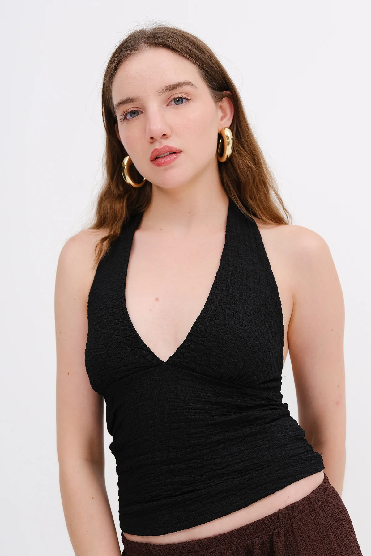 Textured Backless Blouse - Image 14