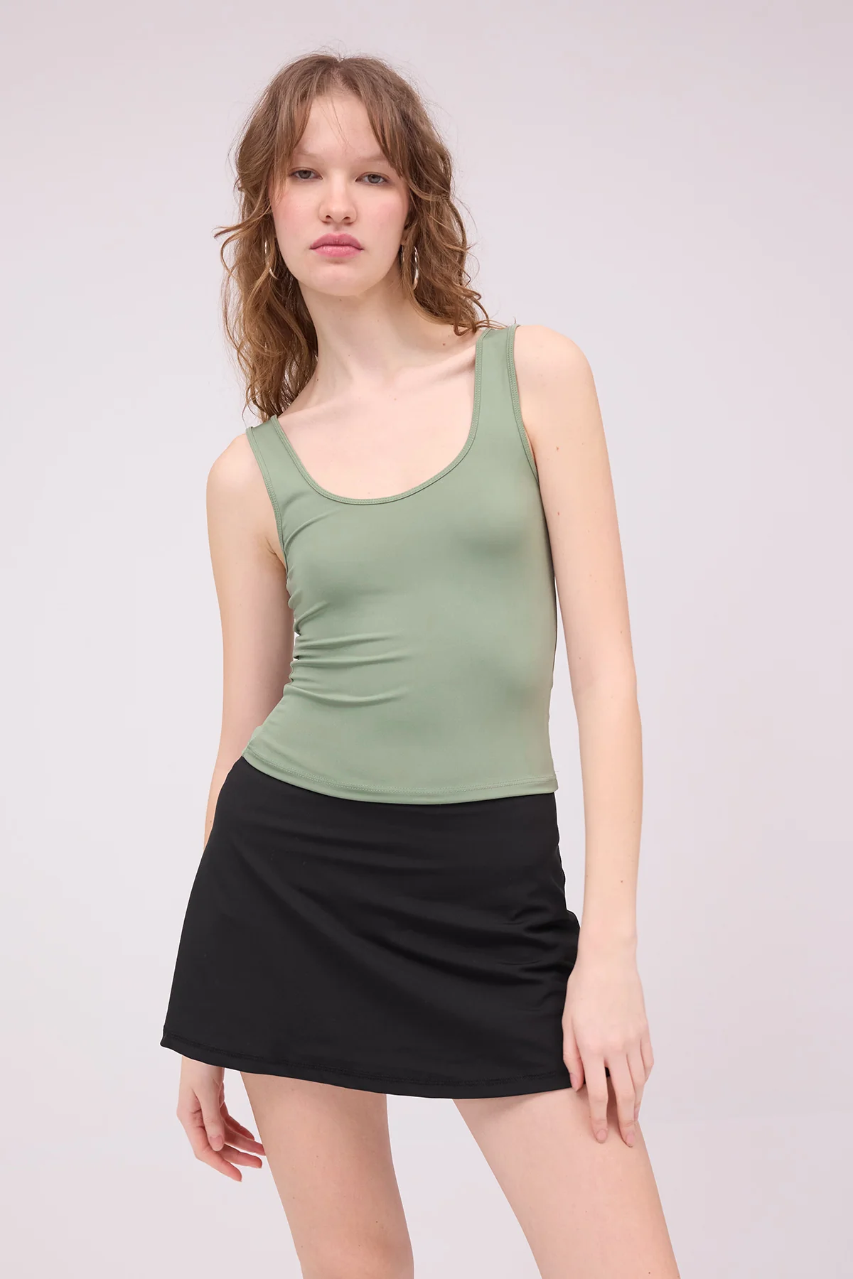 U Neck Basic Undershirt - Image 28