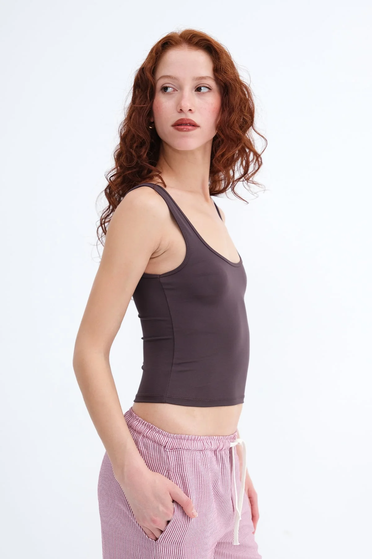 U Neck Basic Undershirt - Image 7