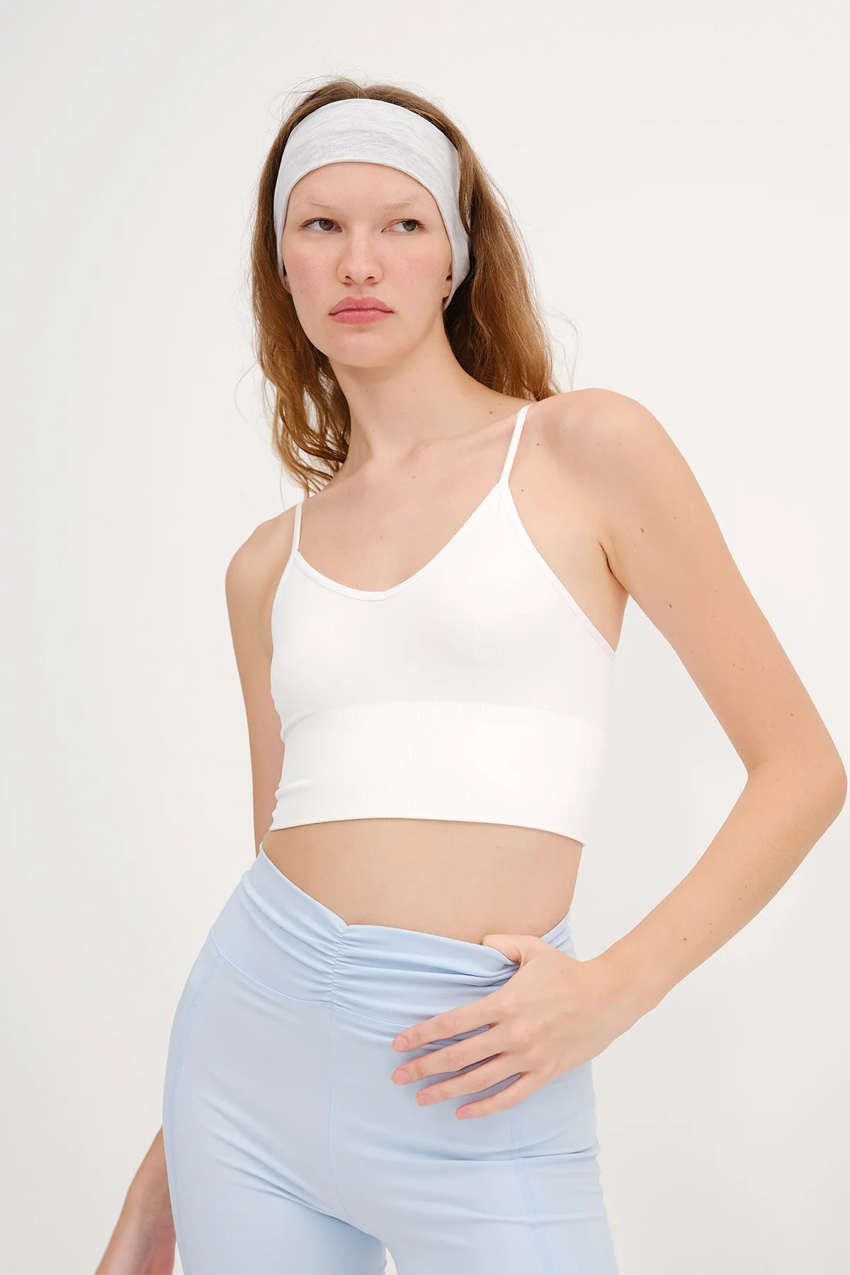V-Neck Rope Strap Crop Tank Top - Image 3