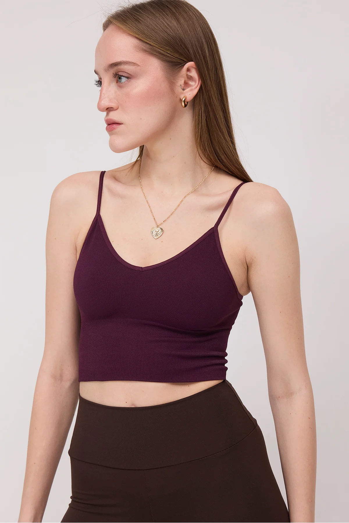 V-Neck Rope Strap Crop Tank Top - Image 9