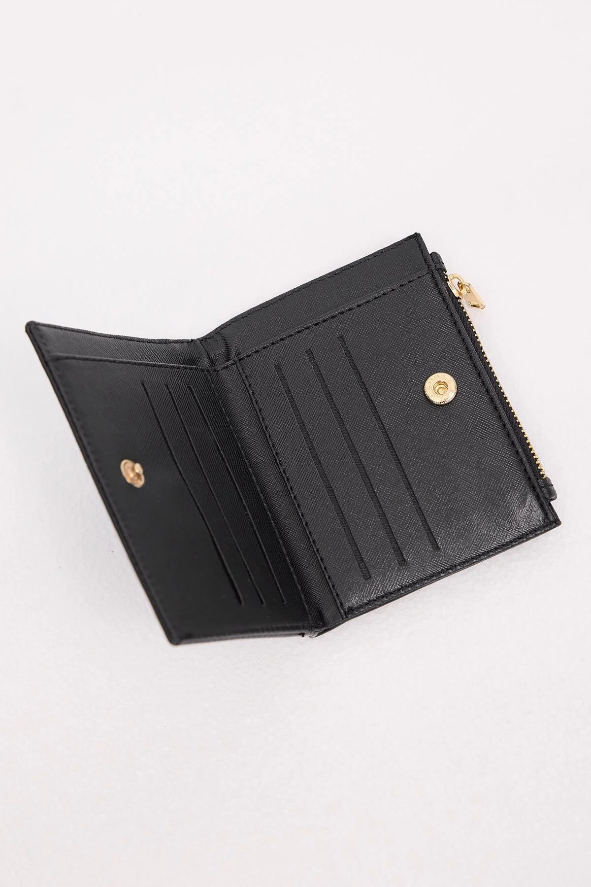 Wallet - Image 17