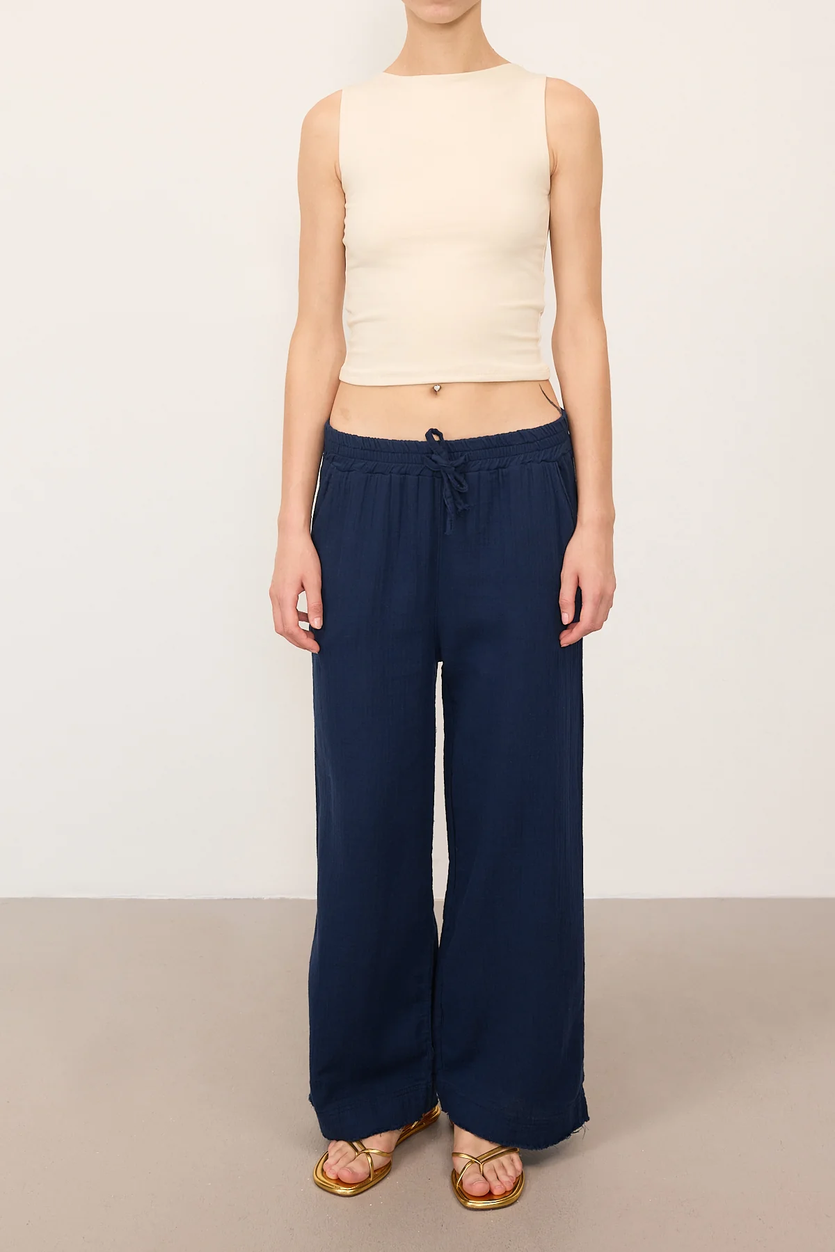 Wide-Leg Trousers With Elastic Waist - Image 29