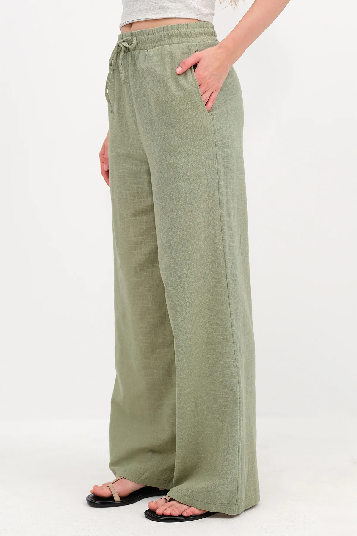 Wide Leg Trousers with Pockets - Image 14