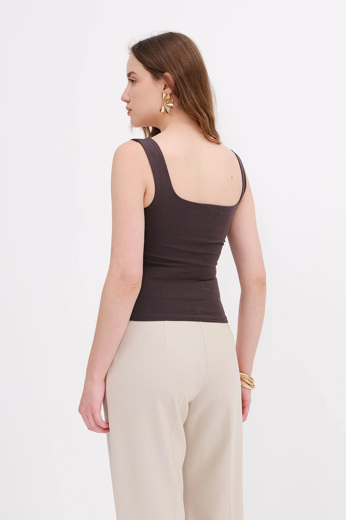 Wide-Strap Square Neck Tank Top - Image 18