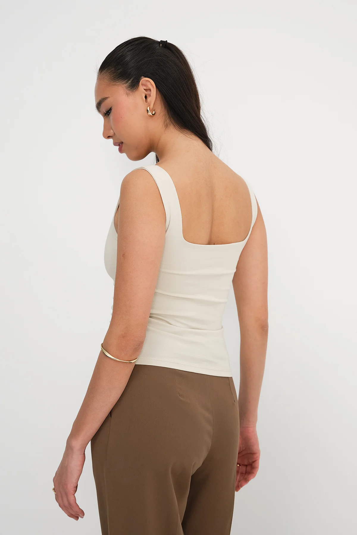 Wide-Strap Square Neck Tank Top - Image 24